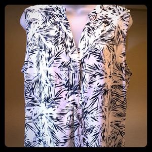 The Limited sleeveless top